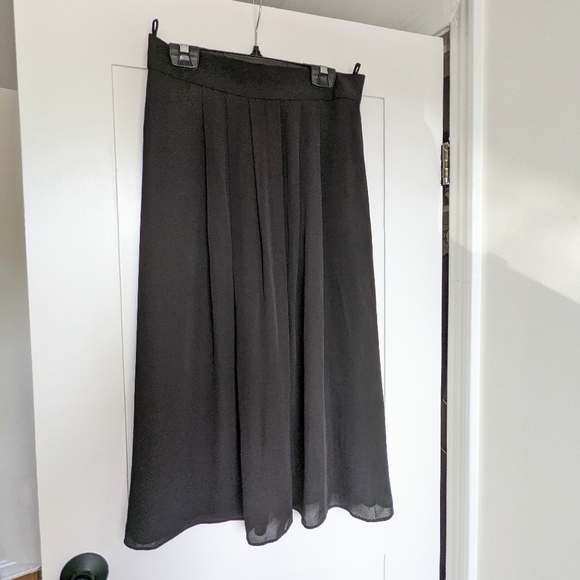 Aritzia T.Babaton Silk Midi Skirt  |  Size M - Picture 1 of 8